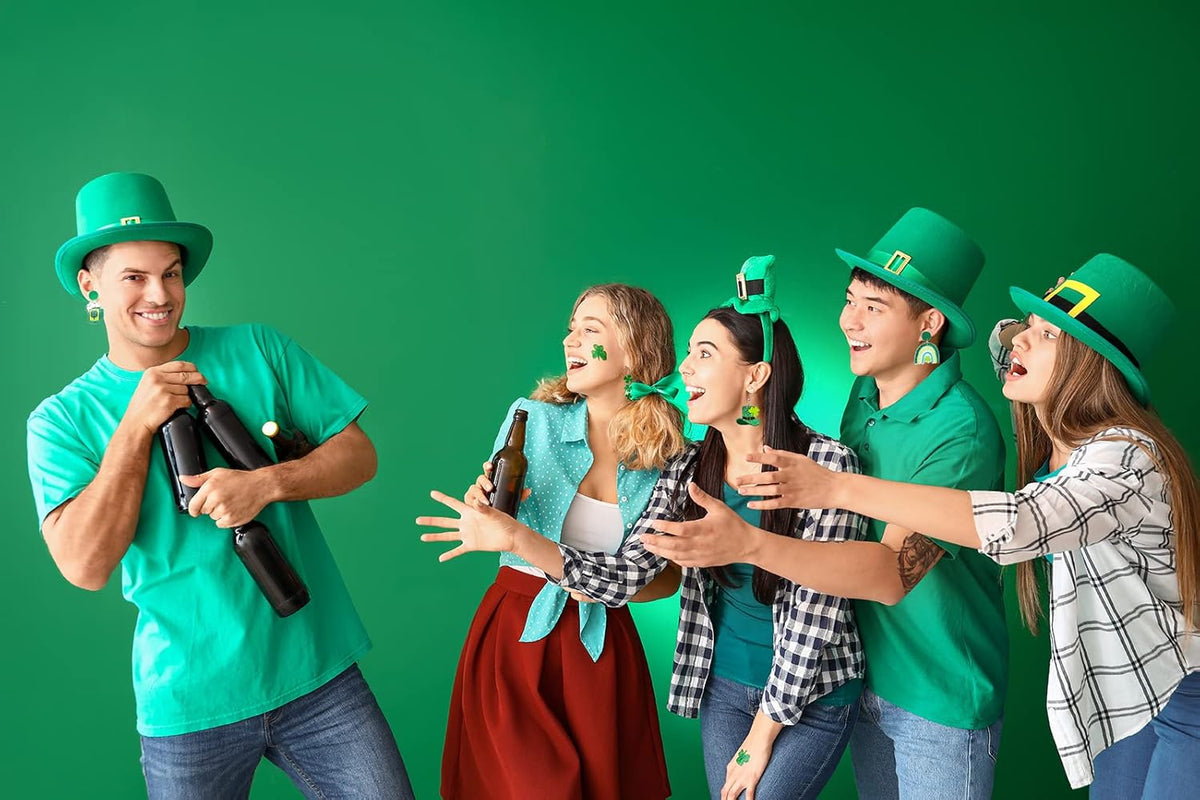 Acrylic Horseshoe Earrings for Teens – Comfortable St. Patrick's Day Accessories for School Dress-Up Days