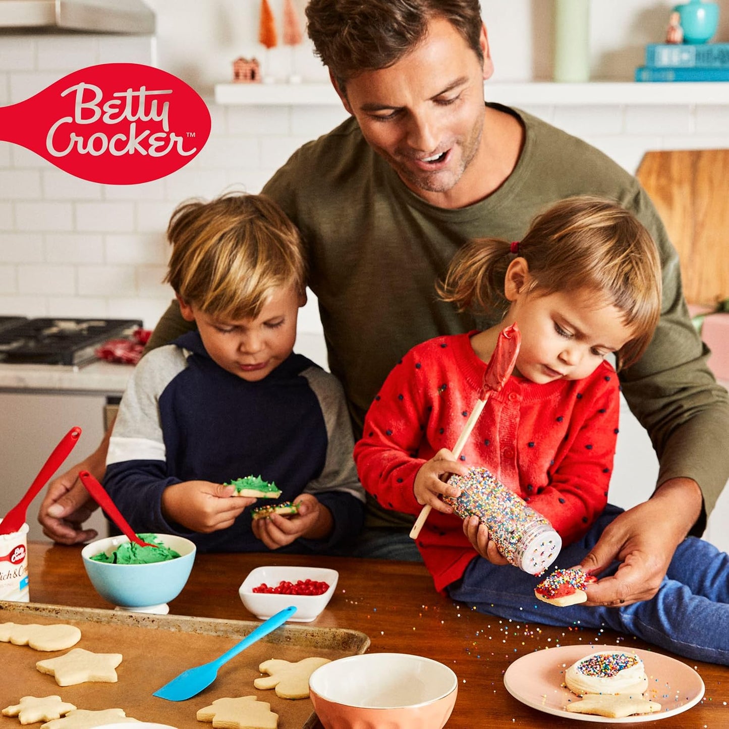 Betty Crocker Bisquick Shake 'n Pour Buttermilk Mix – Kid-Safe No-Stove-Mess Breakfast for Busy Parents at Home