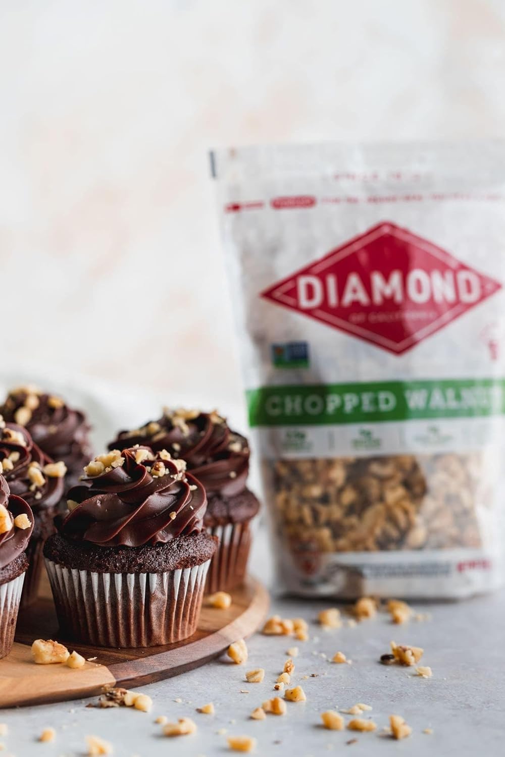 Diamond of California Chopped Walnuts – Pre-Chopped Baking Helper for Family Cookie and Brownie Days