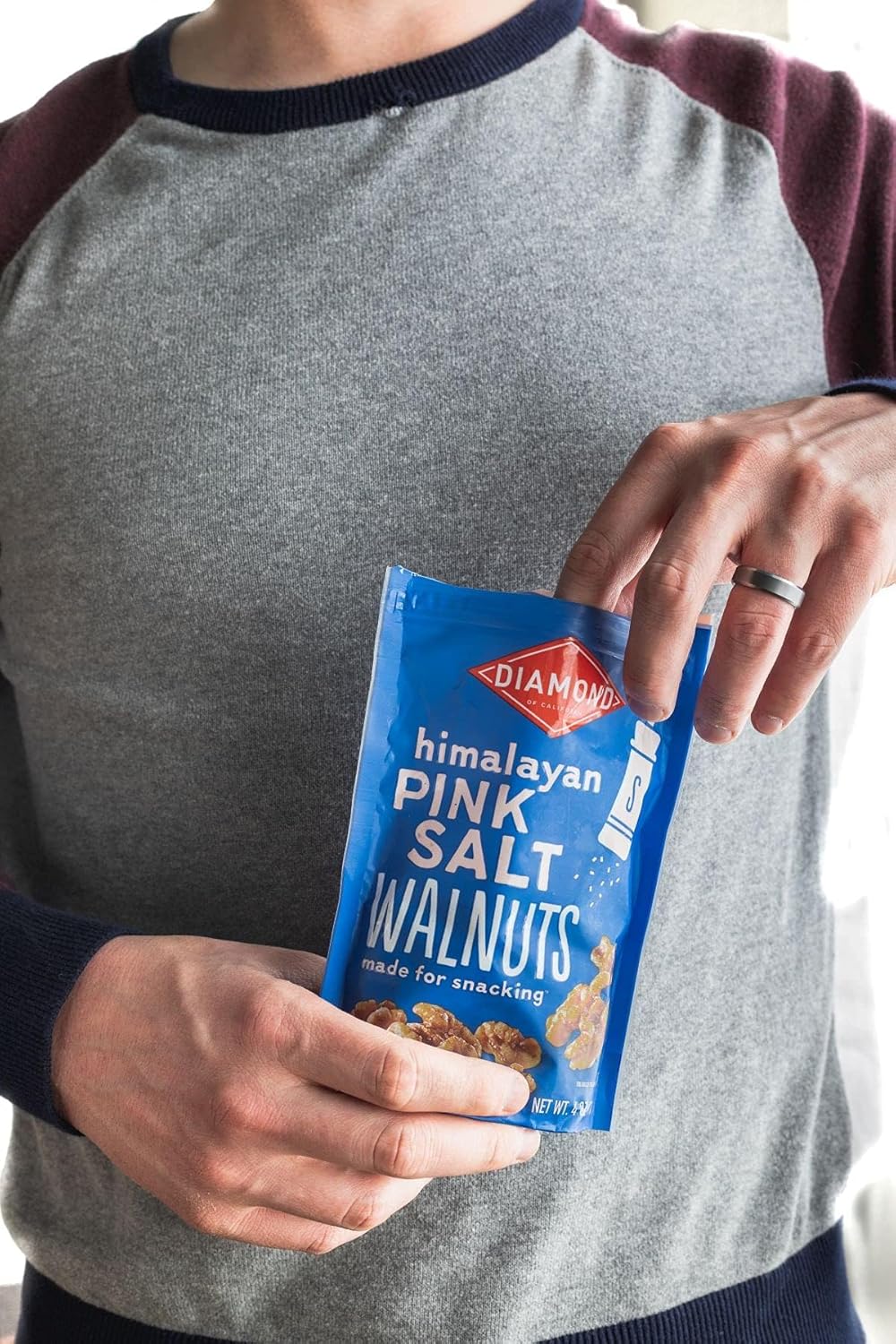 Diamond of California Himalayan Pink Salt Walnuts – Protein Snack for Study Breaks and Deep Work Routines