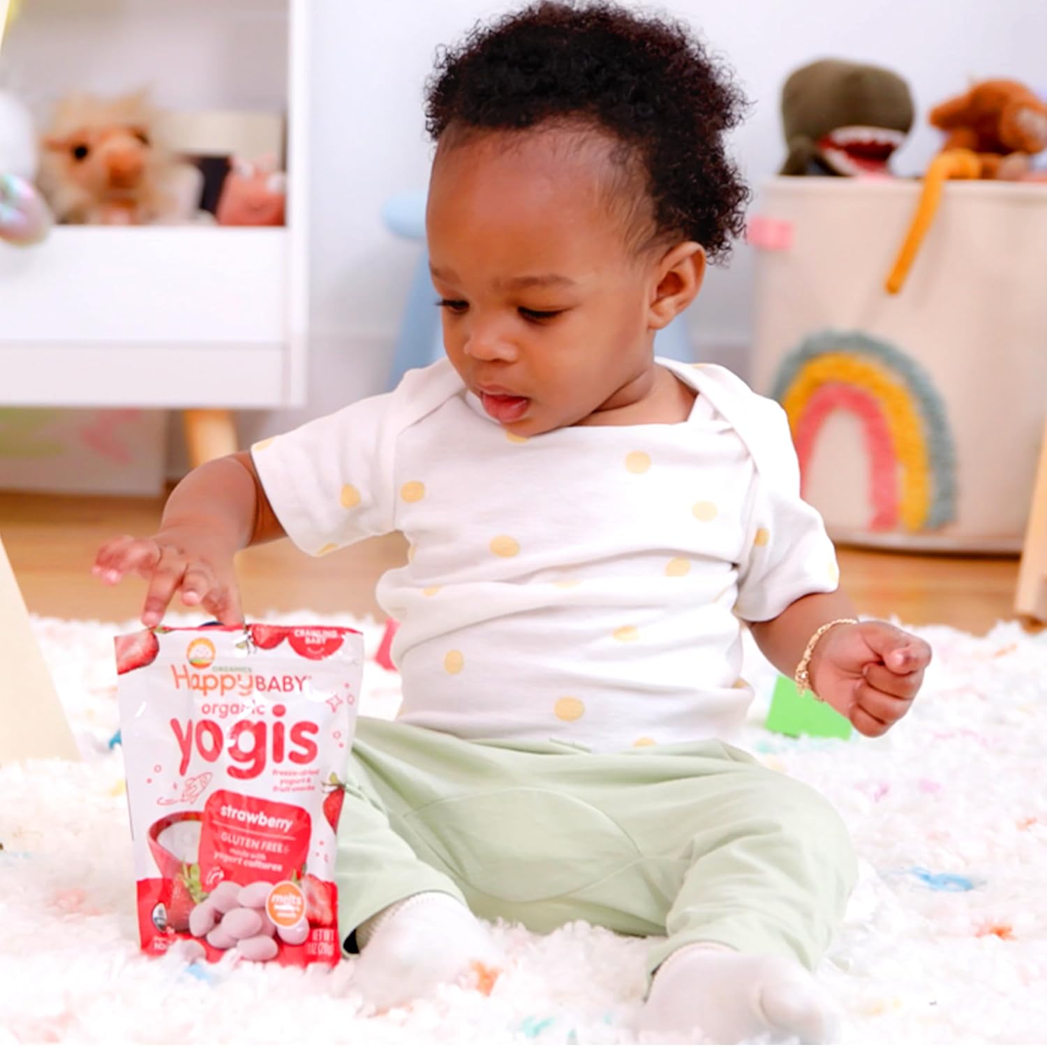 Happy Baby Organics Greek Yogis Thoughtful Organic First-Solids Gift for Expectant Moms, Strawberry Banana, 1 oz Pouch