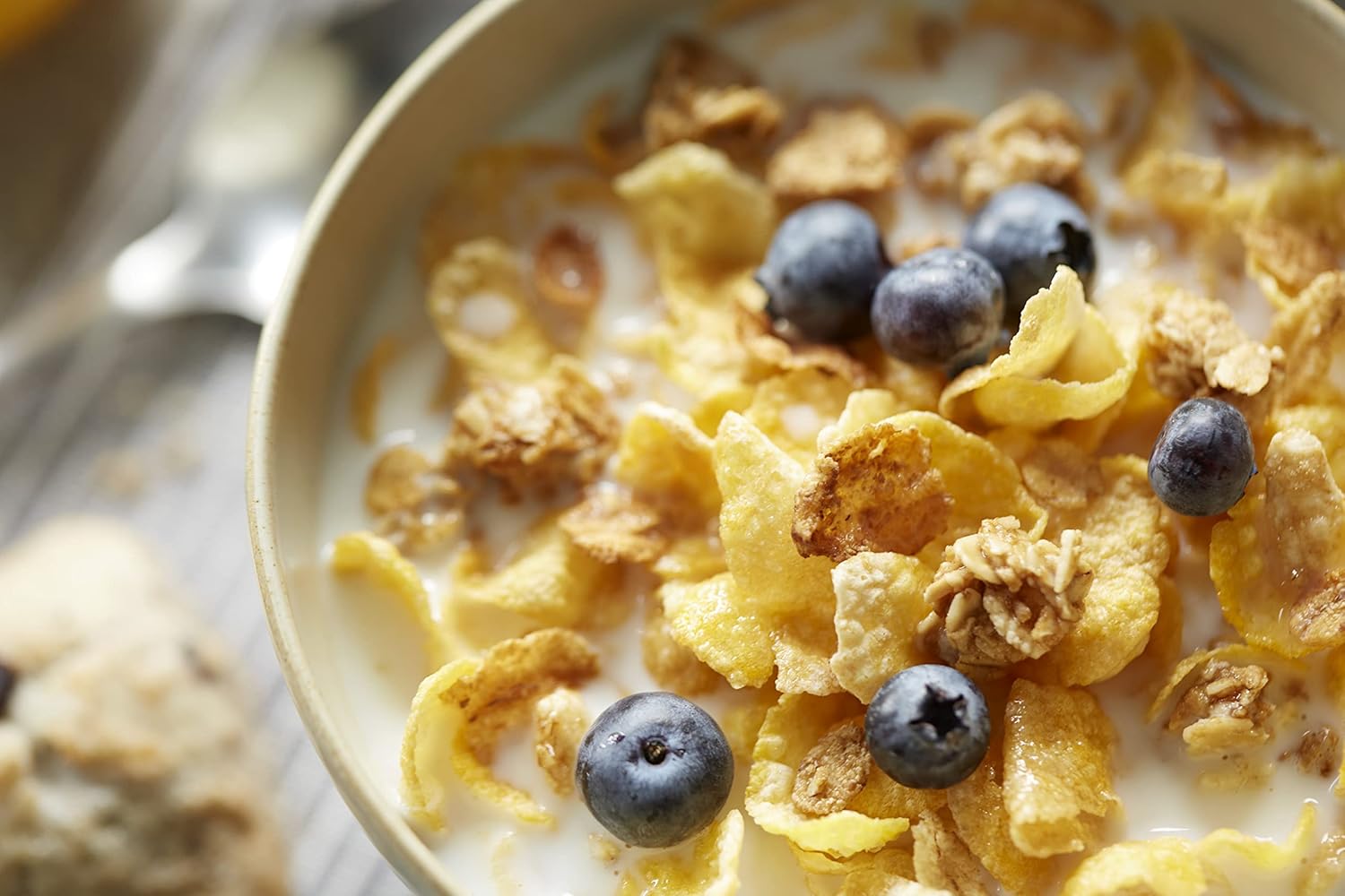 Honey Bunches of Oats Cereal – Budget-Friendly Care Package Addition for College Students and Seniors