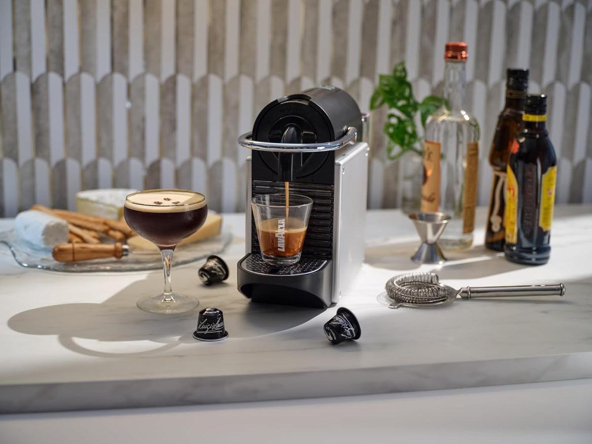Lavazza Espresso Maestro Ristretto Heritage Blend Pods – Sophisticated Espresso Ritual for Modern Dining Rooms, Nespresso Original Compatible