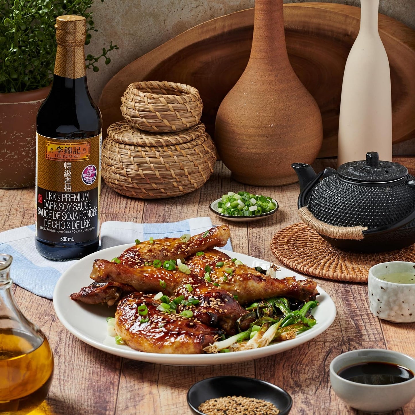 Lee Kum Kee Premium Dark Soy Sauce – Sodium-Smart Asian Cooking Companion for Balanced Weeknight Dinners, Rich Color from a Single Spoon