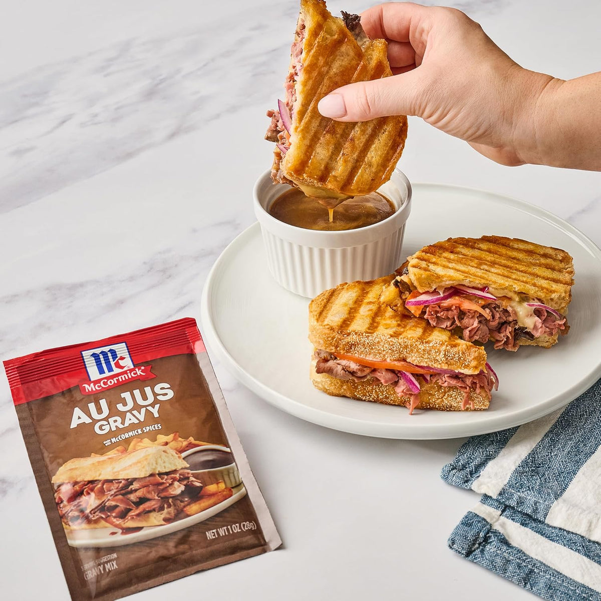 McCormick Au Jus Gravy Mix – Gourmet Brown Gravy for Elevated Holiday Roasts and Comfort Food, Pack of 4