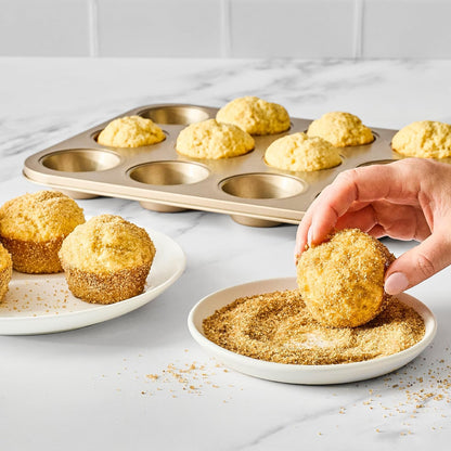 McCormick Finishing Sugar – Holiday Dessert Table Decor, Visual Finishing Touch for Cakes and Glasses