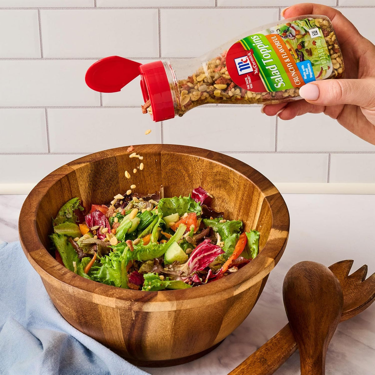 McCormick Salad Toppins Crunchy & Flavorful All-in-One Salad Topper, Replace Multiple Toppings with One Shaker