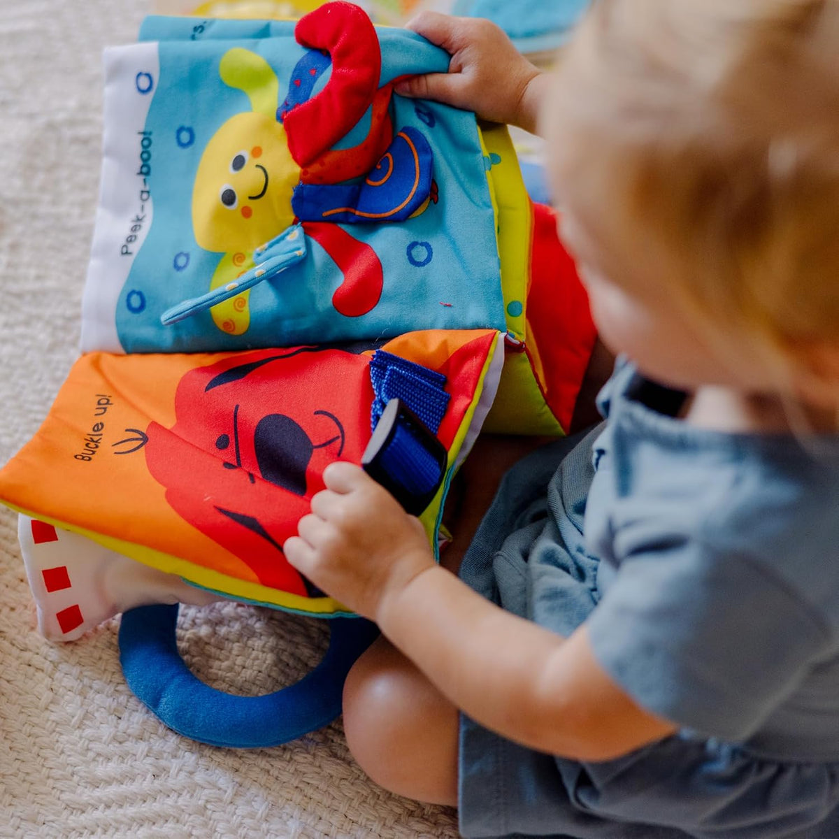 Melissa & Doug Activity Book – All-in-One Developmental Toy for Uncluttered Playrooms and Capsule Wardrobe Lifestyles