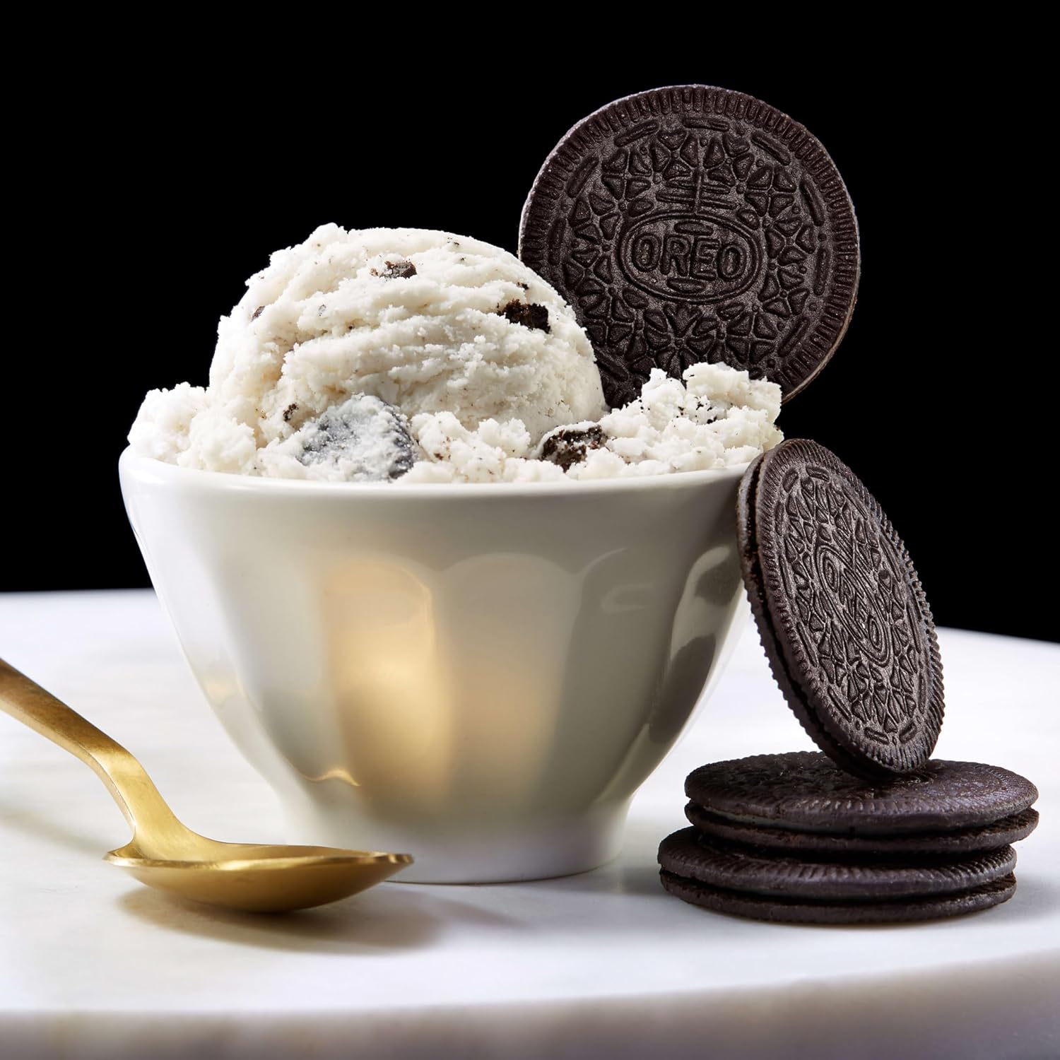 OREO Thins Pack of 2 Cookies – Shareable Snack Gift Basket Staple for Valentine's Day and Holiday Hosting