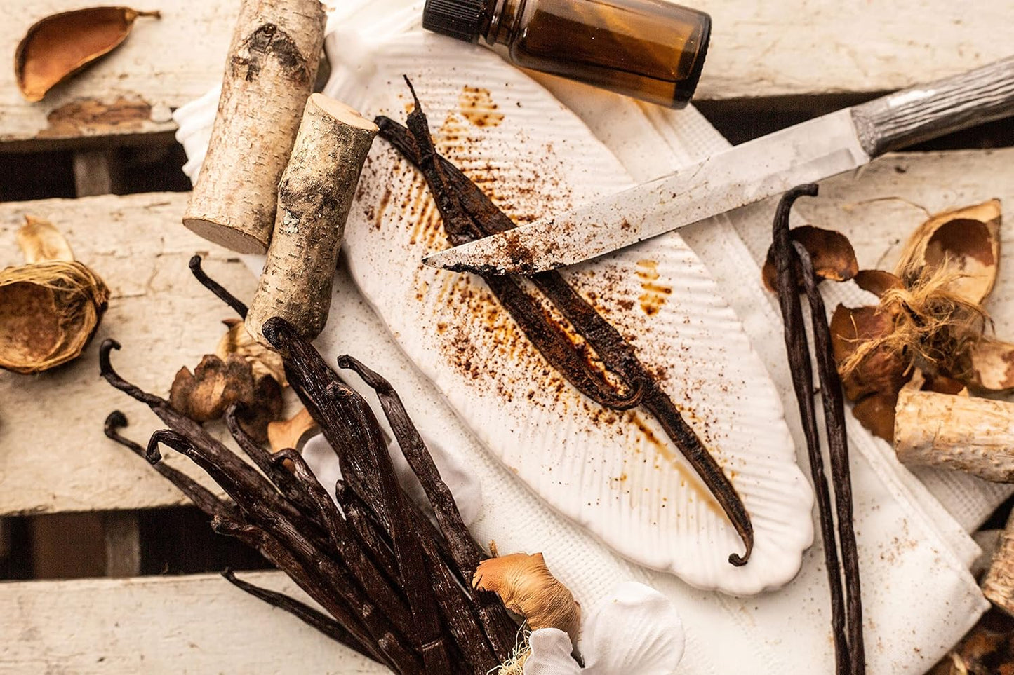 Vanilla Bean Kings Grade A Bourbon Vanilla Beans - Highly Fragrant Pods for Scented Vanilla Sugar and Syrup Infusions