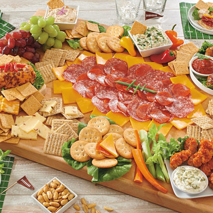 Wheat Thins Spicy Sweet Chili Crackers – Durable Boxed Snack for Potlucks, Open-Air Entertaining, and Tailgate Spreads, 8.5 oz